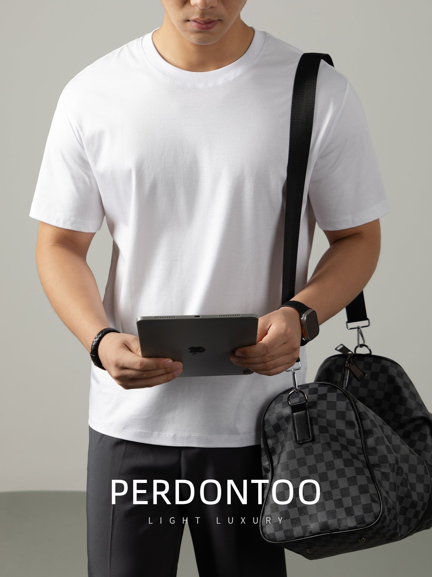 High-end 60S Ice Silk Cool-Feel Men's Short-Sleeve Shirt