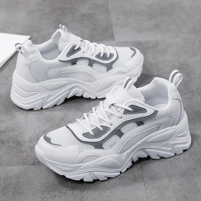 Summer New Thick Sole Sneakers Fashion Lightweight vulcanized shoes Outdoor leisure sports running shoes Women's comfor sandals