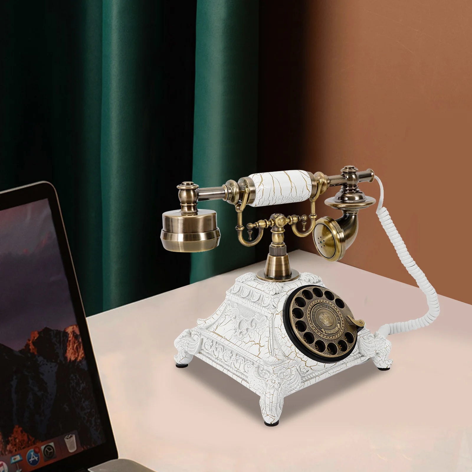 European Retro Desk Phone Old-Fashioned Landline Telephone 18*22 cm Suitable for Hotels, Bars, Offices, Galleries