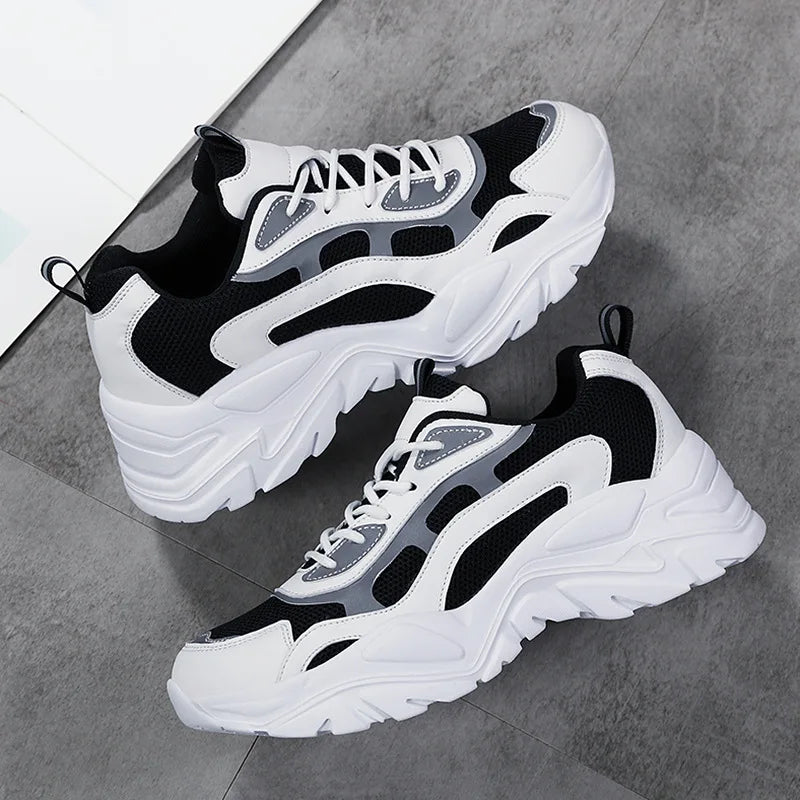 Summer New Thick Sole Sneakers Fashion Lightweight vulcanized shoes Outdoor leisure sports running shoes Women's comfor sandals