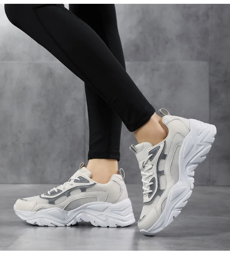 Summer New Thick Sole Sneakers Fashion Lightweight vulcanized shoes Outdoor leisure sports running shoes Women's comfor sandals