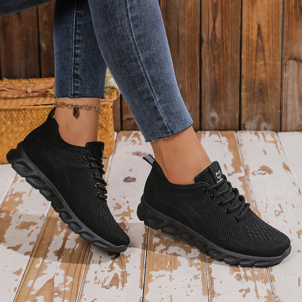 2026 Spring/Summer New Style Women's Sole Shoes - Fly-Weave Breathable, Comfortable, Soft-Tread Anti-Slip Fitness Shoes