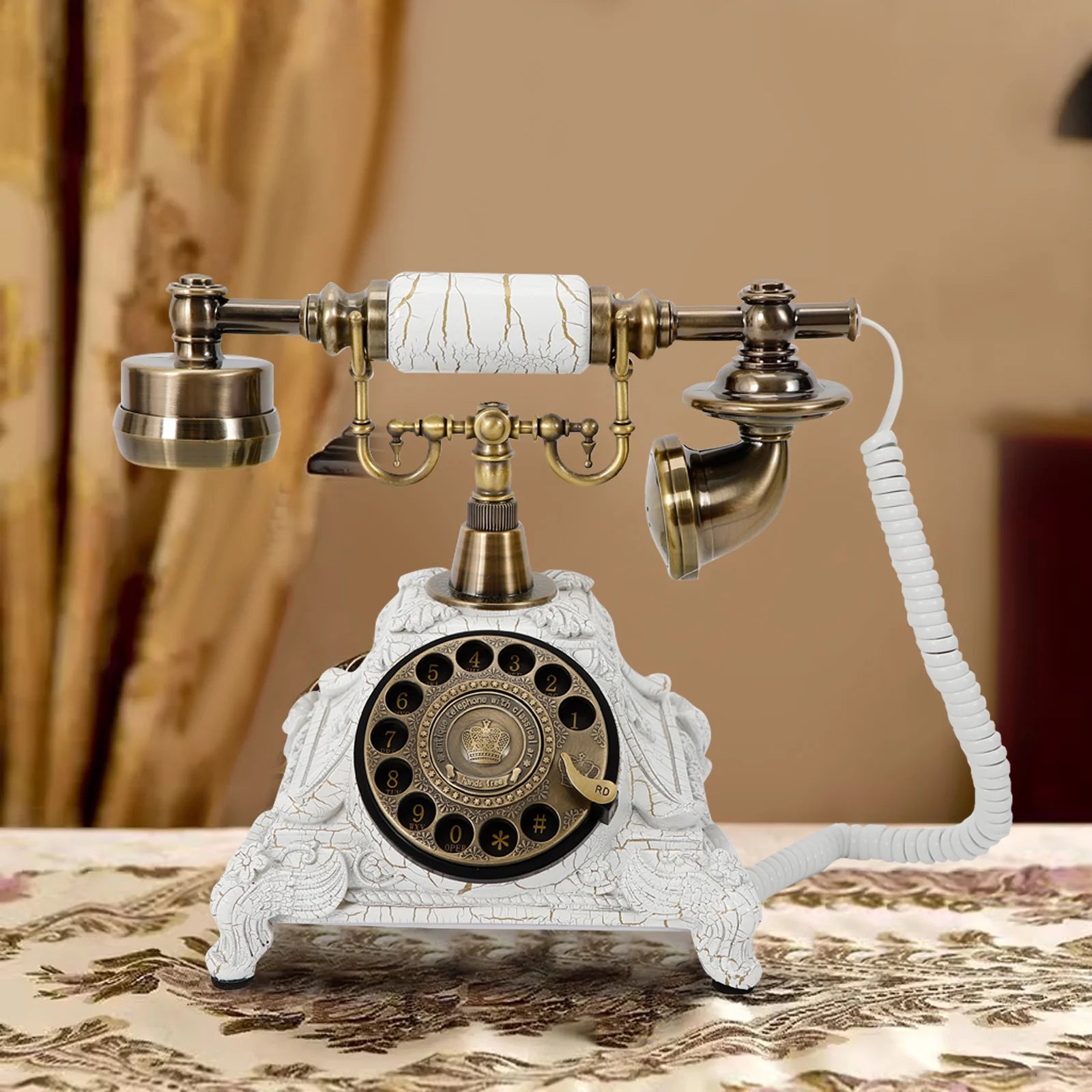 European Retro Desk Phone Old-Fashioned Landline Telephone 18*22 cm Suitable for Hotels, Bars, Offices, Galleries